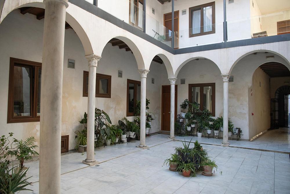 Casa Palacio Bustos Tavera Sevilla Eksteriør bilde